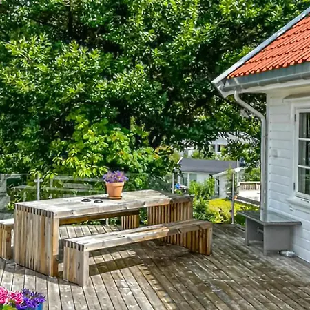 Amazing In Lindesnes With Wifi *