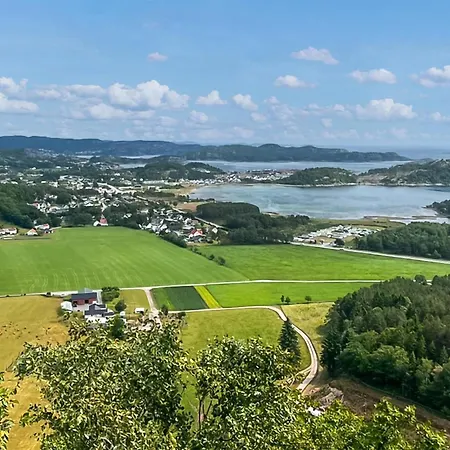 Amazing In Lindesnes With Wifi Holiday home *